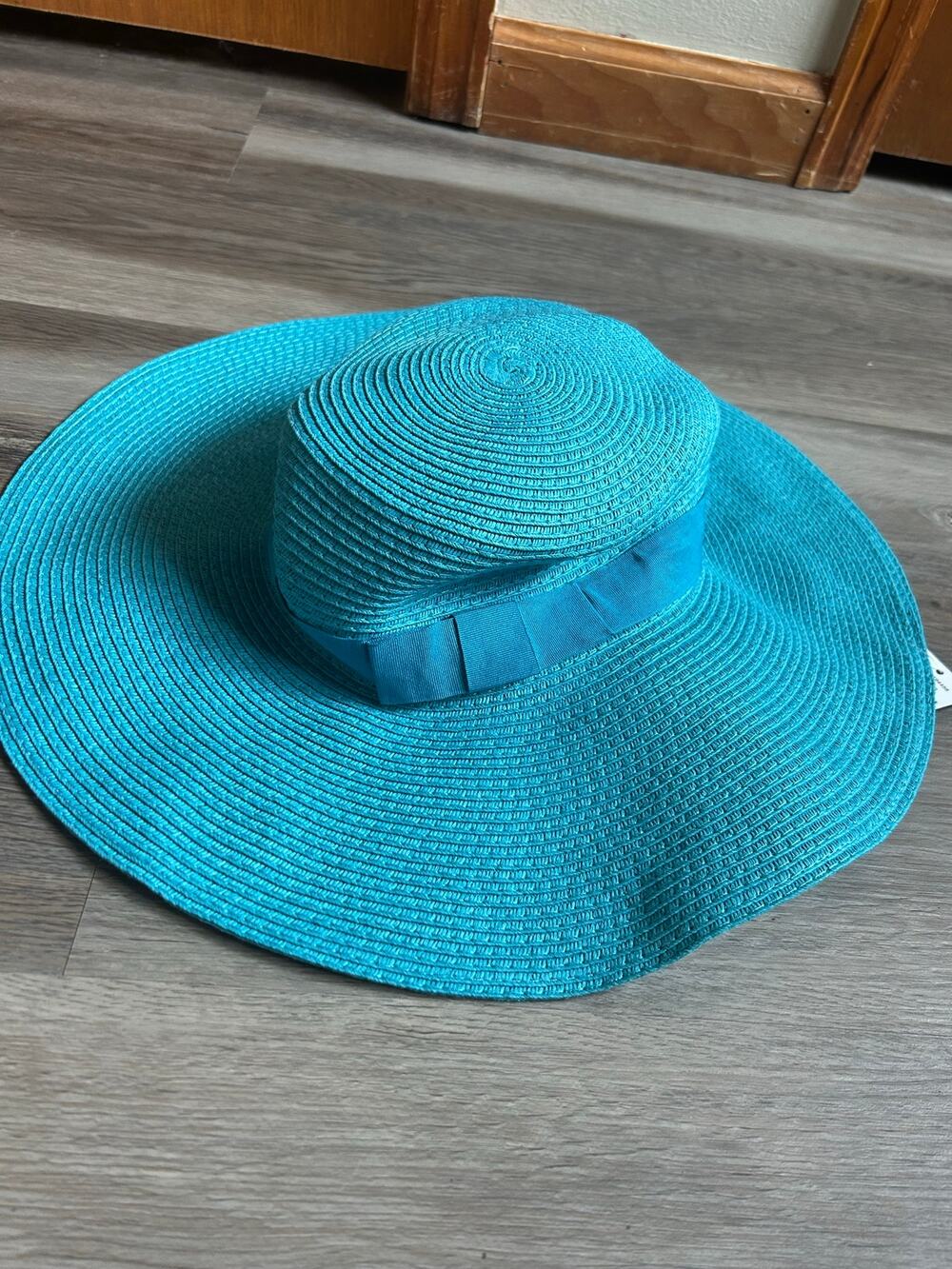 NWT Vibrant Turquoise Wide Brim FloppyStraw Sun Hat Summer Beach Ribbon resort